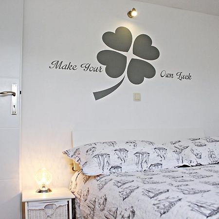 Apartment Ada Zara Esterno foto